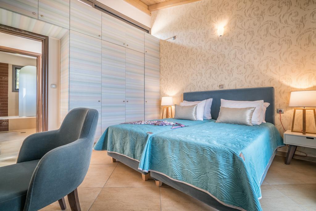 Villa Merovigli - Sea Views & Private Pool, Ideal For Large Groups, By Zantewize Tragáki Kültér fotó