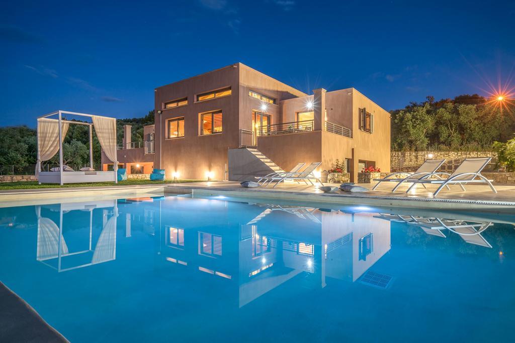 Villa Merovigli - Sea Views & Private Pool, Ideal For Large Groups, By Zantewize Tragáki Kültér fotó