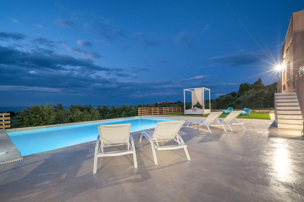 Villa Merovigli - Sea Views & Private Pool, Ideal For Large Groups, By Zantewize Tragáki Kültér fotó